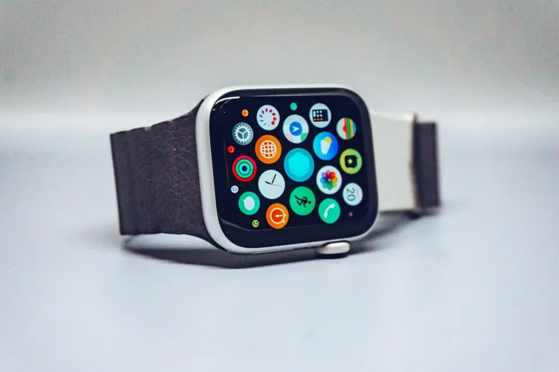 Wearable Device Monitoring LEDs