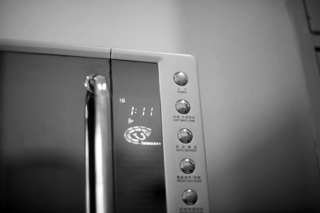 Testing illuminated displays — image 1